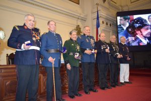 El Senado distinguió a 7 Miembros Honorarios del Cuerpo de Bomberos de Santiago