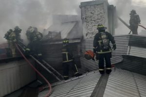 El CBS controló incendio que afectó jardín infantil abandonado