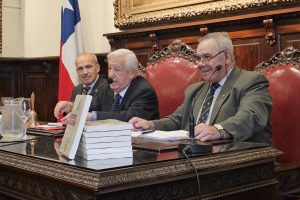 Peña de los 50 Años presentó libro “Vivencias Bomberiles”