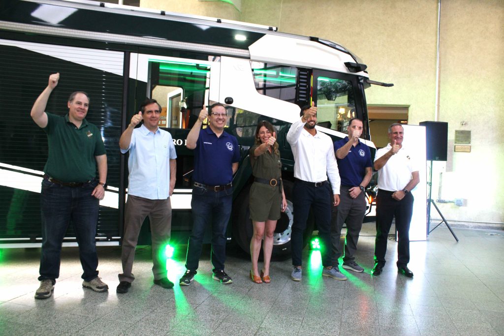 Nuevo B-5 eléctrico del CBS: un sueño verde que hizo su estreno en sociedad